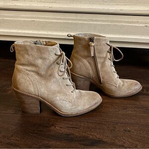 Söfft Suede Lace-Up Ankle Boots in Taupe